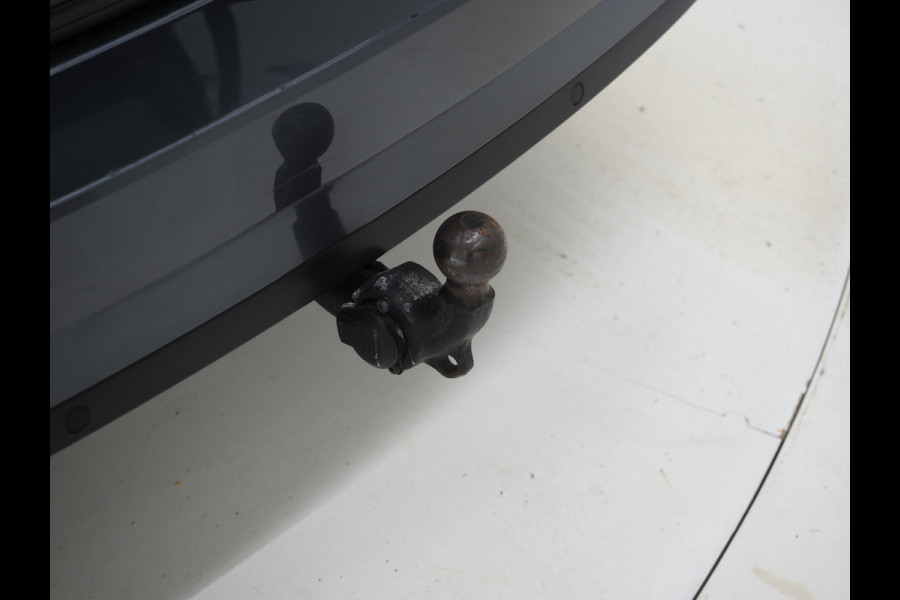 Škoda Superb Combi 1.4 TSI iV Sportline | Panoramadak | Trekhaak | Sportstoelen | Canton | Keyless | Adaptive Cruise | Carplay