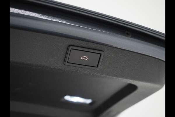 Škoda Superb Combi 1.4 TSI iV Sportline | Panoramadak | Trekhaak | Sportstoelen | Canton | Keyless | Adaptive Cruise | Carplay