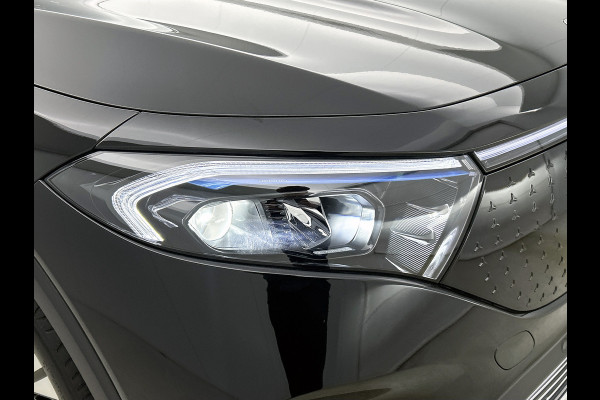 Mercedes-Benz EQB 250+ Business Solution Luxury 71 kWh | Panoramaschuifdak | Smartphone integratie | Extra USB-poorten | Stoelverwarming | Sfeerverlichting | Easypack achterklep | Dodehoekassistent |