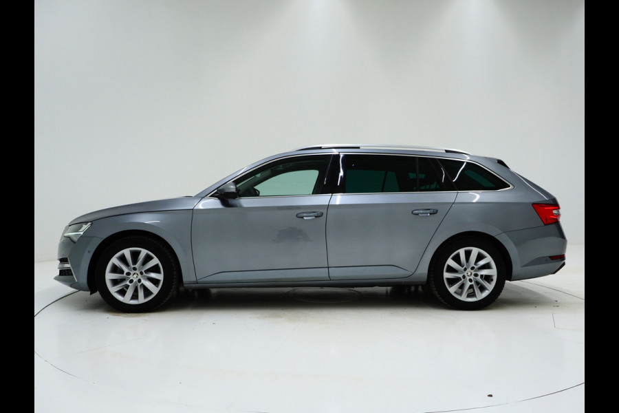 Škoda Superb Combi 1.4 TSI iV 218PK | Panoramadak | Camera | Virtual | Keyless | Sfeerlicht | Dodehoek | Memory | Carplay