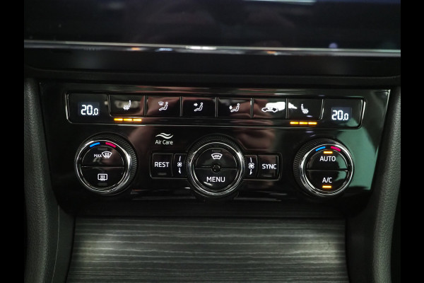 Škoda Superb Combi 1.4 TSI iV 218PK | Panoramadak | Camera | Virtual | Keyless | Sfeerlicht | Dodehoek | Memory | Carplay