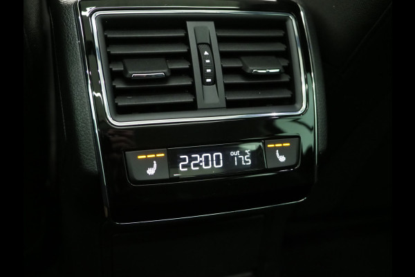 Škoda Superb Combi 1.4 TSI iV 218PK | Panoramadak | Camera | Virtual | Keyless | Sfeerlicht | Dodehoek | Memory | Carplay