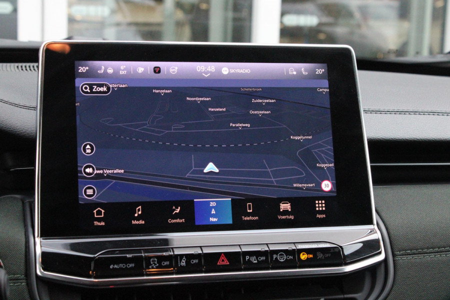 Jeep Compass 1.5T 142PK e-Hybrid NORTH STAR | SCHUIF/KANTEL DAK | UNIEKE KLEUR! "TECHNO GREEN" | WINTERPACK: STOEL/STUUR/PARKEERNSENSOREN/RUITENSPROEIER VERWARMBAAR | SAFETY PACK: 360° CAMERA/DODEHOEK BEWAKING/BUITENSPIEGELS MET INSTAPVERLICHTING | 10,1" TOUCHSCREEN MET NAVIGATIE/ADAPTIVE CRUISE CONTROL INCL LANE CENTERING ASSIST/VERKEERSBORDEN INFORMATIE/DRAADLOZE TELEFOONLADER/HANDSFREE ELEKTRISCH BEDIENBARE ACHTERKLEP | PREMIUM AUDIO SYSTEEM MET 9 SPEAKERS & SUBWOOVER "ALPINE" | KEYLESS ENTRY | DRAADLOZE APPLE CARPLAY/ANDROID AUTO | 18" LICHTMETALEN VELGEN | TWO TONE ZWART DAK |