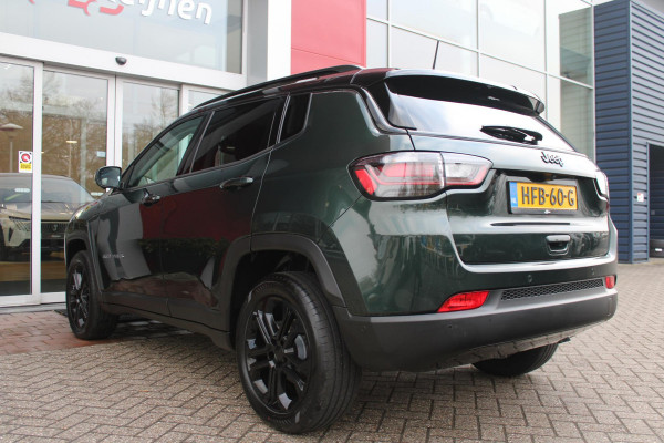 Jeep Compass 1.5T 142PK e-Hybrid NORTH STAR | SCHUIF/KANTEL DAK | UNIEKE KLEUR! "TECHNO GREEN" | WINTERPACK: STOEL/STUUR/PARKEERNSENSOREN/RUITENSPROEIER VERWARMBAAR | SAFETY PACK: 360° CAMERA/DODEHOEK BEWAKING/BUITENSPIEGELS MET INSTAPVERLICHTING | 10,1" TOUCHSCREEN MET NAVIGATIE/ADAPTIVE CRUISE CONTROL INCL LANE CENTERING ASSIST/VERKEERSBORDEN INFORMATIE/DRAADLOZE TELEFOONLADER/HANDSFREE ELEKTRISCH BEDIENBARE ACHTERKLEP | PREMIUM AUDIO SYSTEEM MET 9 SPEAKERS & SUBWOOVER "ALPINE" | KEYLESS ENTRY | DRAADLOZE APPLE CARPLAY/ANDROID AUTO | 18" LICHTMETALEN VELGEN | TWO TONE ZWART DAK |
