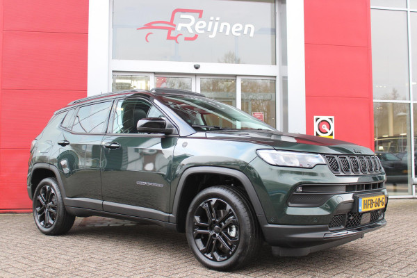 Jeep Compass 1.5T 142PK e-Hybrid NORTH STAR | SCHUIF/KANTEL DAK | UNIEKE KLEUR! "TECHNO GREEN" | WINTERPACK: STOEL/STUUR/PARKEERNSENSOREN/RUITENSPROEIER VERWARMBAAR | SAFETY PACK: 360° CAMERA/DODEHOEK BEWAKING/BUITENSPIEGELS MET INSTAPVERLICHTING | 10,1" TOUCHSCREEN MET NAVIGATIE/ADAPTIVE CRUISE CONTROL INCL LANE CENTERING ASSIST/VERKEERSBORDEN INFORMATIE/DRAADLOZE TELEFOONLADER/HANDSFREE ELEKTRISCH BEDIENBARE ACHTERKLEP | PREMIUM AUDIO SYSTEEM MET 9 SPEAKERS & SUBWOOVER "ALPINE" | KEYLESS ENTRY | DRAADLOZE APPLE CARPLAY/ANDROID AUTO | 18" LICHTMETALEN VELGEN | TWO TONE ZWART DAK |