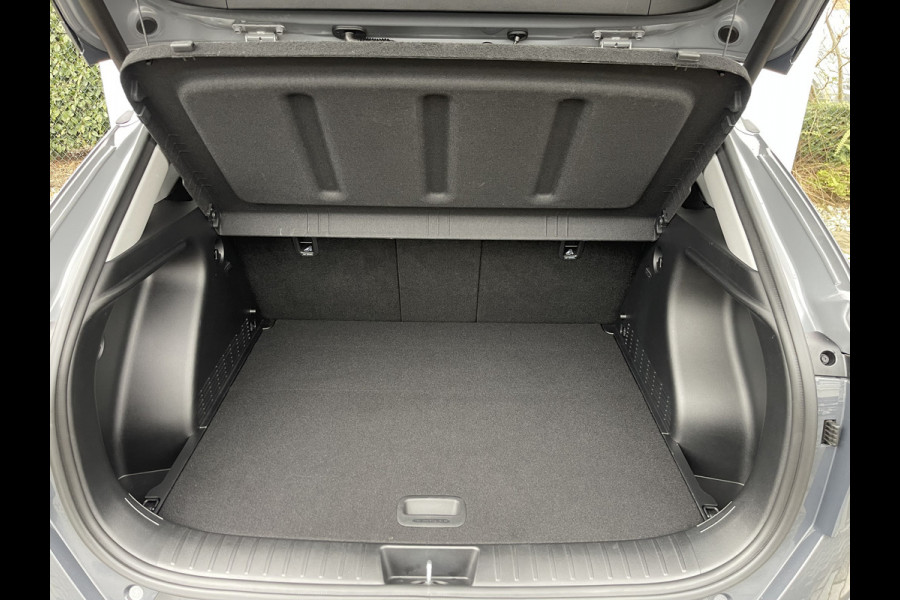 Hyundai Kona 1.6 GDI HEV Premium | Trekhaak | 360 Camera | Leder | LED | Dodehoek