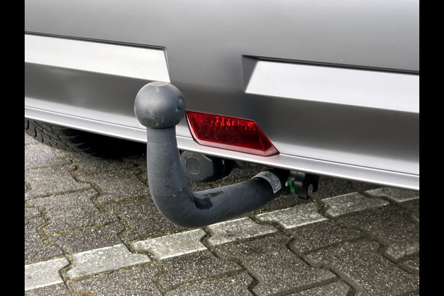 Hyundai Kona 1.6 GDI HEV Premium | Trekhaak | 360 Camera | Leder | LED | Dodehoek