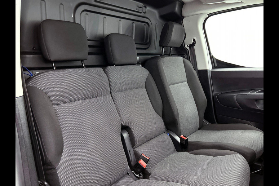 Peugeot Partner 1.5 BlueHDi 100PK L2 Navigatie Digitale Cockpit Trekhaak Airco