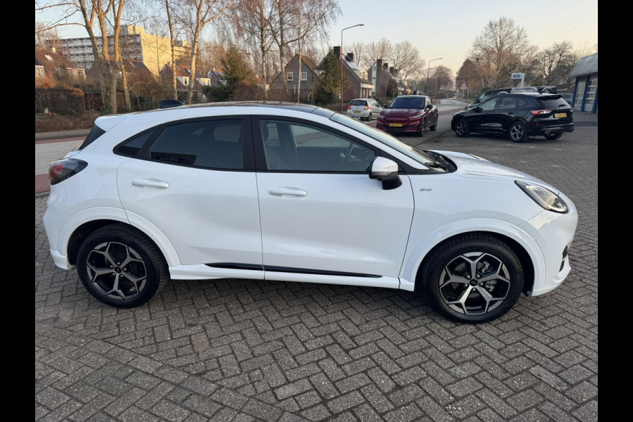 Ford Puma 1.0 EcoBoost Hybrid ST-Line 125pk Automaat | Adaptieve Cruise | | Panorama dak | 360 graden Camera's | Winterpack | Full LED