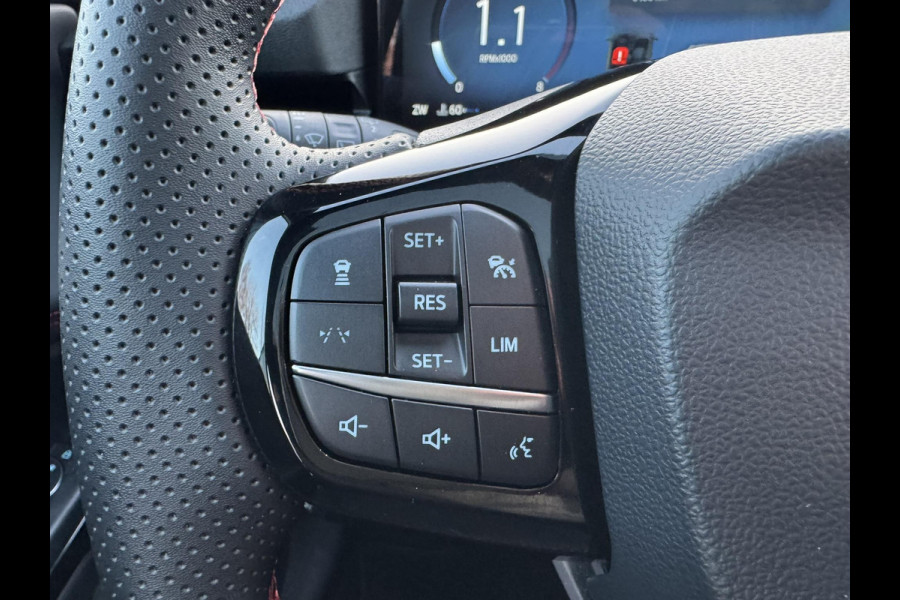 Ford Puma 1.0 EcoBoost Hybrid ST-Line 125pk Automaat | Adaptieve Cruise | | Panorama dak | 360 graden Camera's | Winterpack | Full LED