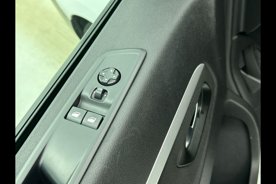 Opel Vivaro 2.0 CDTI L3H1 Dubbele Cabine Edition Automaat Airco Cruise Navigatie Trekhaak