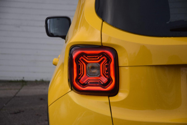 Jeep Renegade 1.5T e-Hybrid Altitude LEER/CAMERA/STOEL VERWARMING