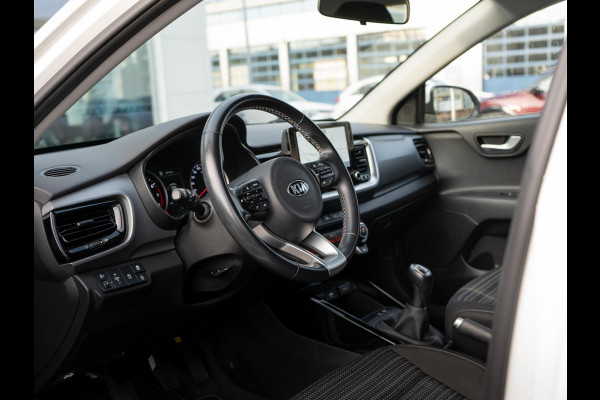 Kia Stonic 1.0 T-GDi MHEV DynamicLine Airco | Achteruitrijcamera | Navigatie via Apple/android auto |