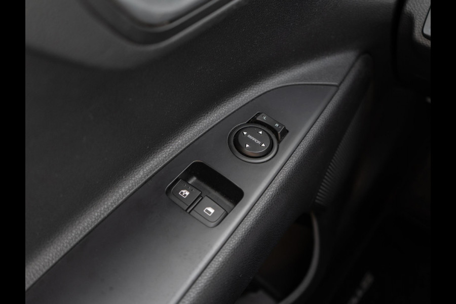 Kia Stonic 1.0 T-GDi MHEV DynamicLine Airco | Achteruitrijcamera | Navigatie via Apple/android auto |