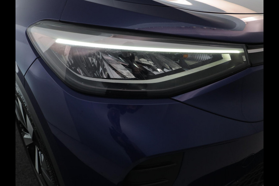 Volkswagen ID.4 First 77 kWh 204 pk | Navigatie | Warmtepomp | Trekhaak (wegklapbaar) | Parkeersensoren | Achteruitrijcamera | Stoelverwarming |SOH 88%
