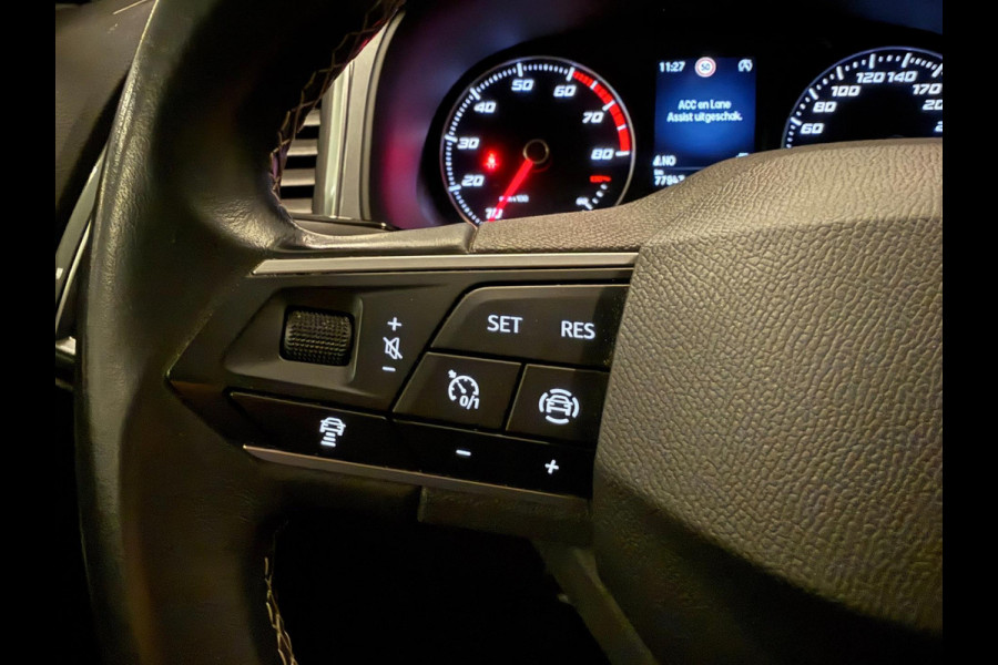 Seat Ateca 1.0 TSI Style Business Intense NAVI/CAM/PDC/CRUISE/LED/DAB/CARPLAY///