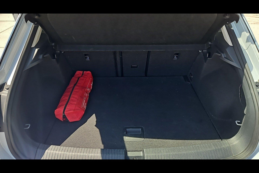 Volkswagen T-Roc 1.0 TSI Two-Tone | Apple Carplay & AndroidAUTO | Privacy Glass |