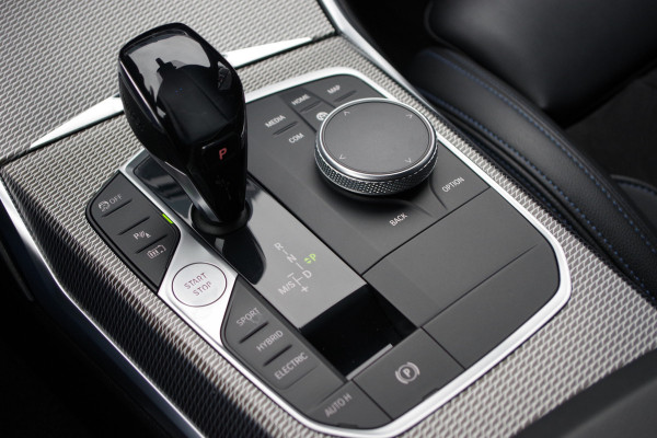 BMW 3-serie 330e 293 PK High Executive M-Sport PHEV, Adap. Cruise Control, Head-Up, Camera, Carplay,