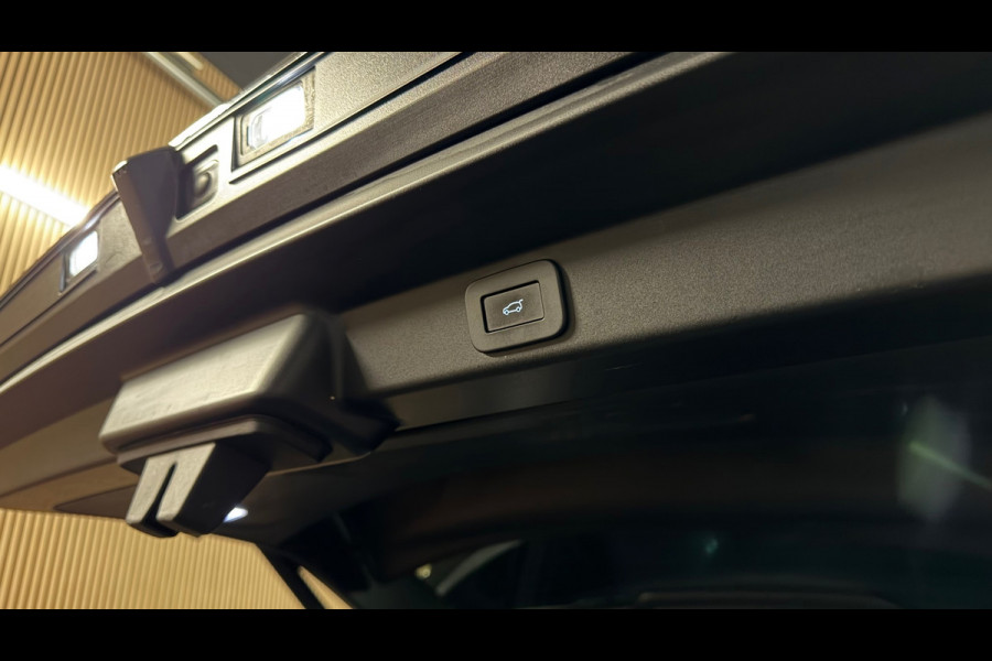 Land Rover Range Rover Sport 4.4 P635 SV Edition One Obsidian Black PANO|CARBON|MASSAGE|SOFTCLOSE|635PK|23INCH|BOMVOL!