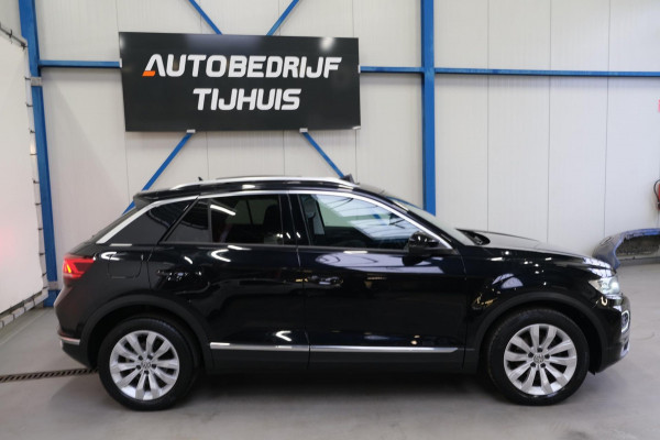 Volkswagen T-Roc 1.0 TSI Sport - N.A.P. Airco, Cruise, Navi, PDC.