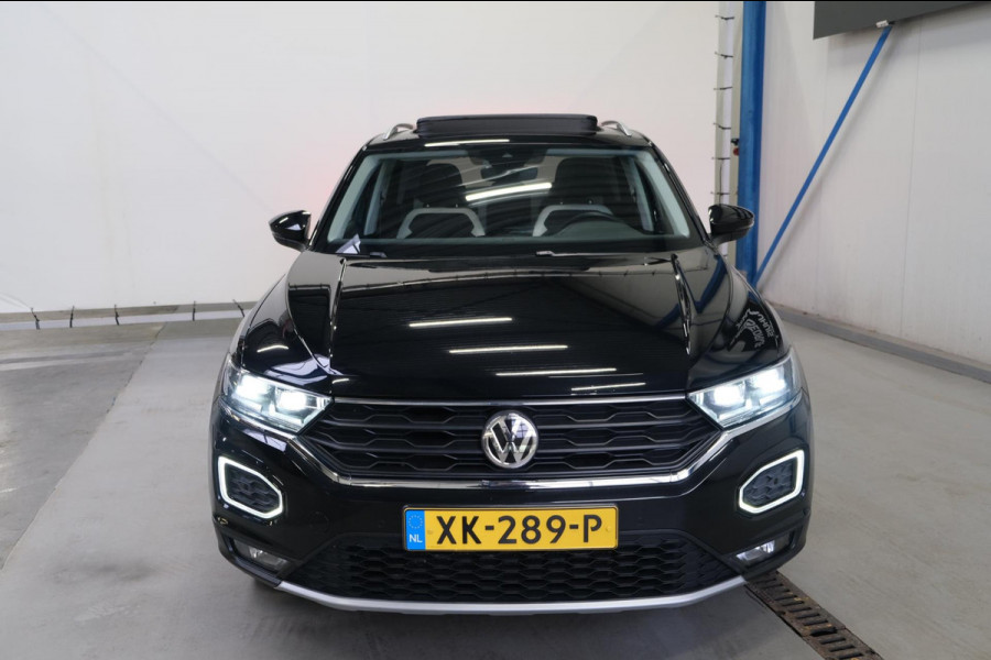 Volkswagen T-Roc 1.0 TSI Sport - N.A.P. Airco, Cruise, Navi, PDC.