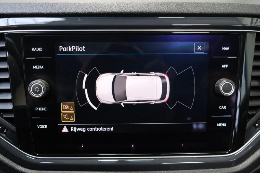 Volkswagen T-Roc 1.0 TSI Sport - N.A.P. Airco, Cruise, Navi, PDC.