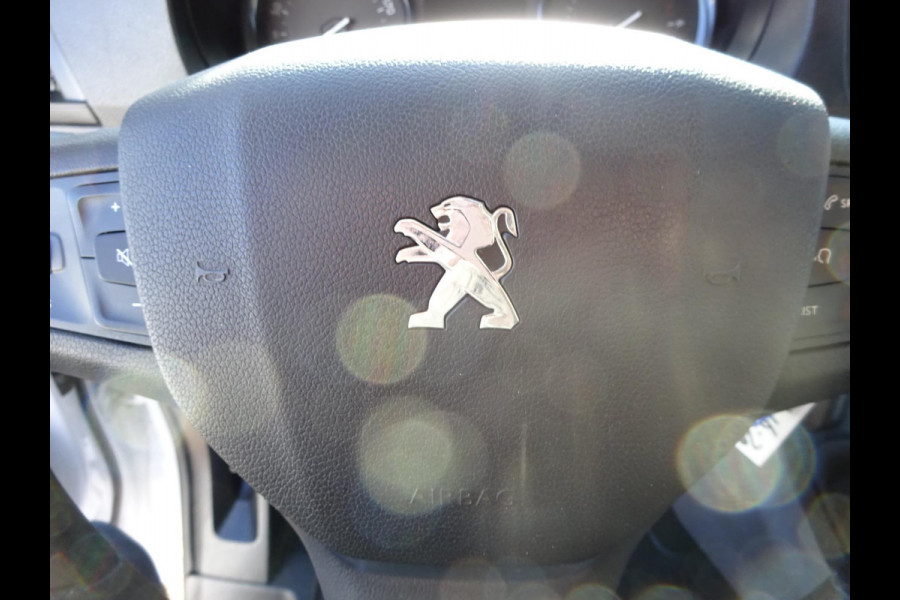 Peugeot Expert 2.0 BlueHDI 145 Standard Premium