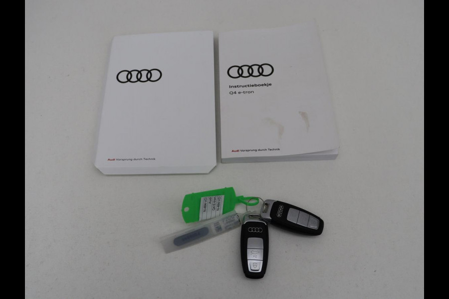 Audi Q4 e-tron 40 Launch edition Advanced 77 kWh | Stoelverwarming | Trekhaak | Adaptive cruise | Camera | Matrix LED | Navigatie | Carplay | Audi Sound | Parkeerhulp