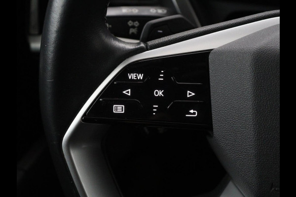 Audi Q4 e-tron 40 Launch edition Advanced 77 kWh | Stoelverwarming | Trekhaak | Adaptive cruise | Camera | Matrix LED | Navigatie | Carplay | Audi Sound | Parkeerhulp
