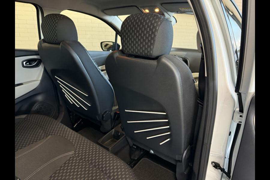 Renault Captur 0.9 TCe Intens | Navi | Clima | Led | 17" | PDC | Bluetooth | Cruise control | 100% onderhouden! Top Staat!