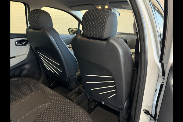 Renault Captur 0.9 TCe Intens | Navi | Clima | Led | 17" | PDC | Bluetooth | Cruise control | 100% onderhouden! Top Staat!