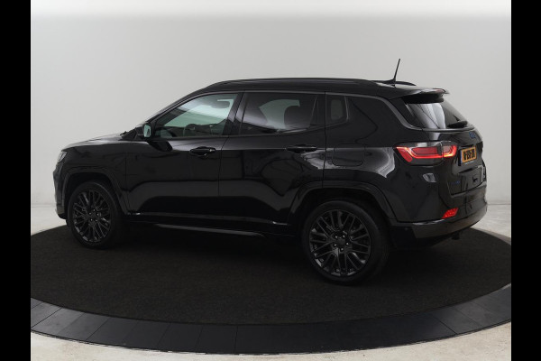 Jeep Compass 4xe 240 Plug-in Hybrid Electric S | Stoel & stuurverwarming | Trekhaak | Adaptive cruise | 360 Camera | Leder | Full LED | Carplay | 19'' | Keyless | Navigatie | PHEV