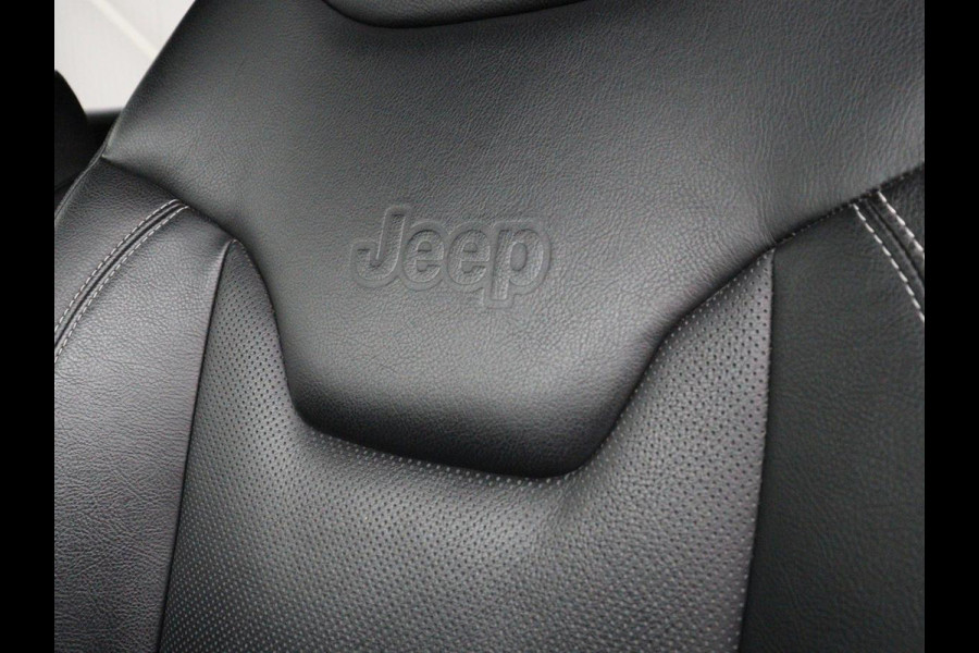 Jeep Compass 4xe 240 Plug-in Hybrid Electric S | Stoel & stuurverwarming | Trekhaak | Adaptive cruise | 360 Camera | Leder | Full LED | Carplay | 19'' | Keyless | Navigatie | PHEV