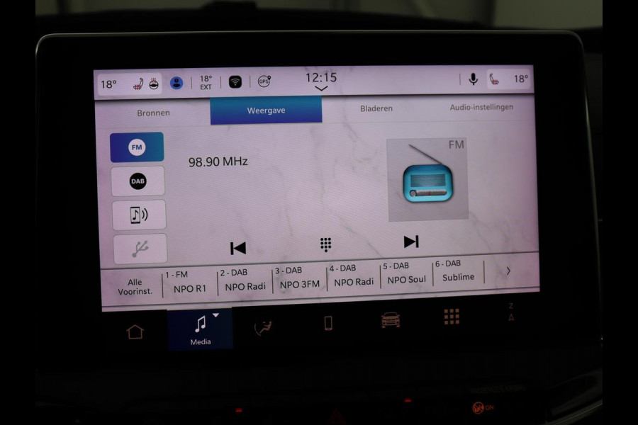 Jeep Compass 4xe 240 Plug-in Hybrid Electric S | Stoel & stuurverwarming | Trekhaak | Adaptive cruise | 360 Camera | Leder | Full LED | Carplay | 19'' | Keyless | Navigatie | PHEV