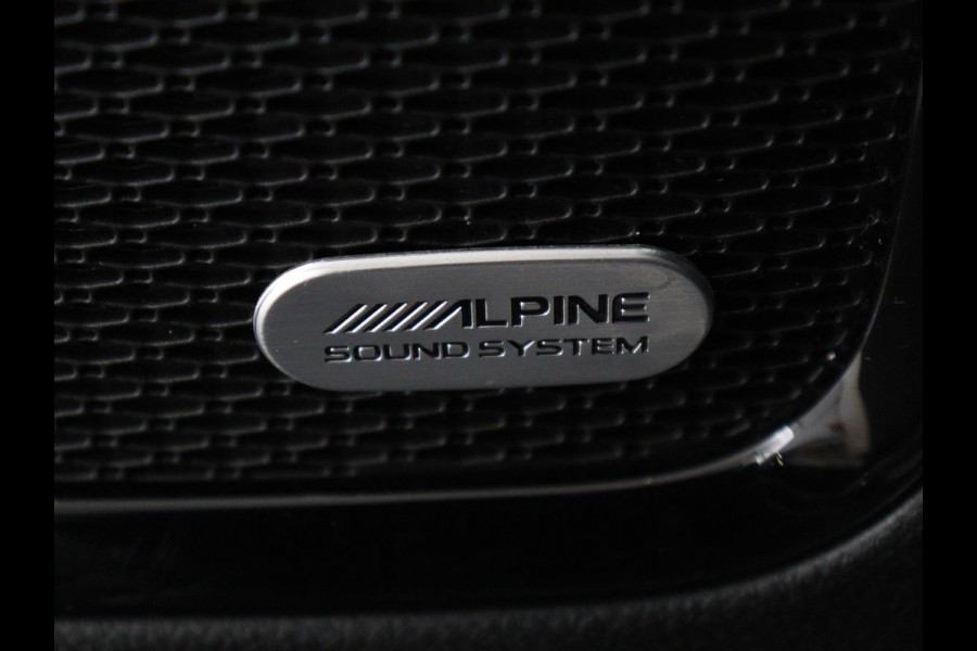 Jeep Compass 4xe 240 Plug-in Hybrid Electric S | Stoel & stuurverwarming | Trekhaak | Adaptive cruise | 360 Camera | Leder | Full LED | Carplay | 19'' | Keyless | Navigatie | PHEV