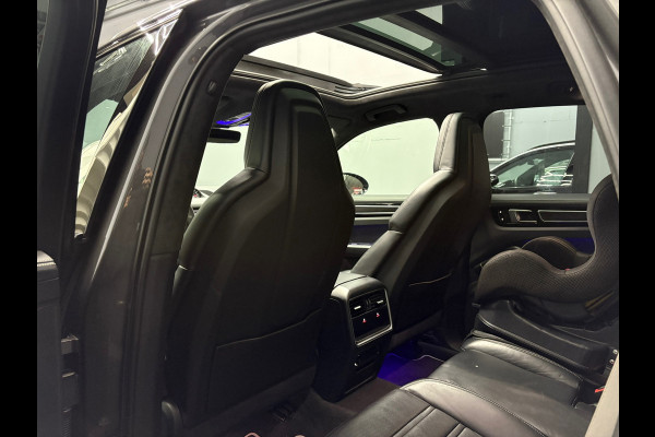 Porsche Cayenne 4.0 Turbo 4M Pano Burmester Stoelk