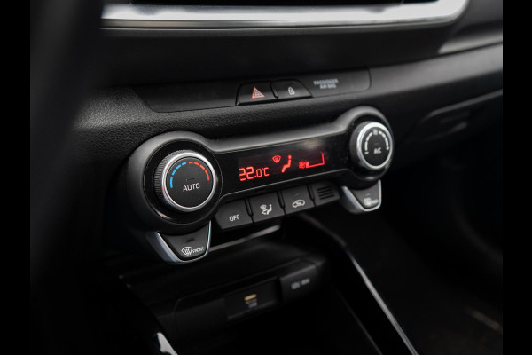 Kia Stonic 1.0 T-GDi MHEV DynamicLine | Climate control | Navigatie | Nederlandse auto |