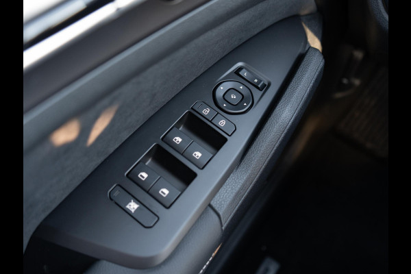 Kia Sportage 1.6 T-GDi Plug-in Hybrid GT-PlusLine | OP VOORRAAD | HUD | PDC | Navi | Stoel en stuurverwarming |