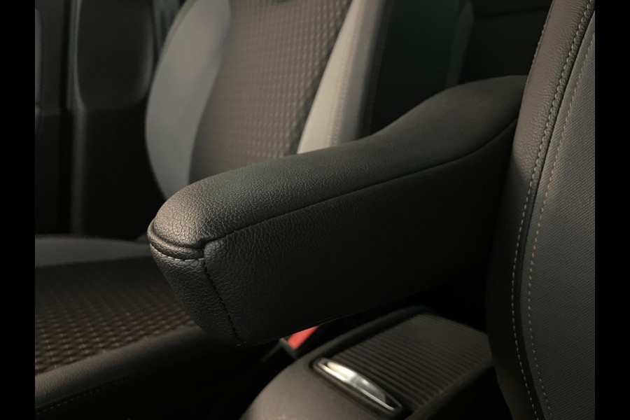 Opel Crossland X 1.2 Turbo Innovation AIRCO NAVI VIA APP CRUISE APPLE CARPLAY CENT VERG VELGEN ZWART DAK LAGE KM ZEER NETTE AUTO