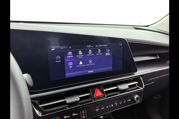 Kia Niro EV 64.8 KWh Nieuw model / Light Edition / Cruise-Adaptief / Navi Full Map / Apple Carplay / Airconditioning Fabrieksgarantie