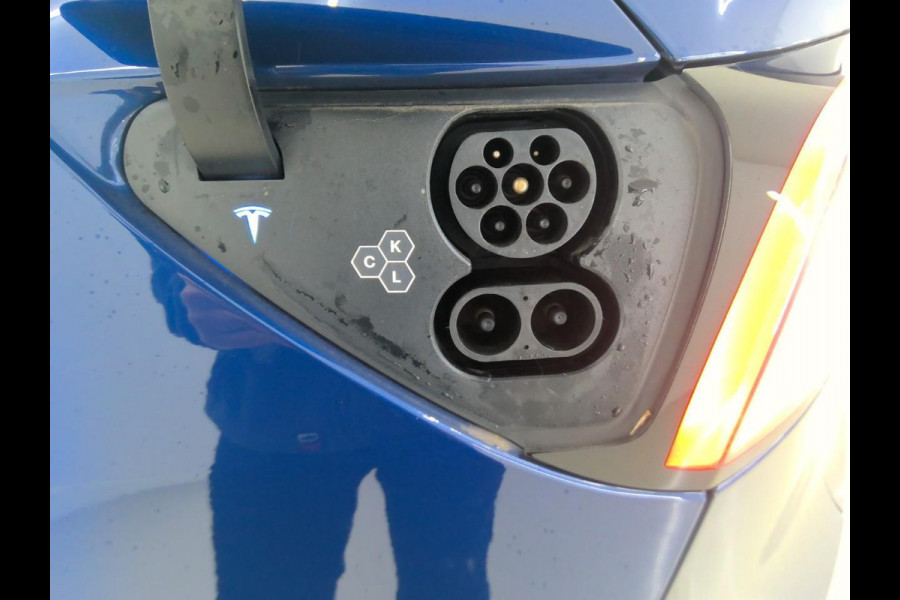 Tesla Model Y Performance AWD 75 kWh Dual Motor 535 PK