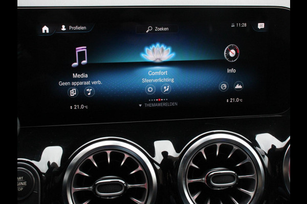 Mercedes-Benz GLA 200 Progressive | Climate control | Parkeersensoren | Apple carplay/ Andriod auto | Verwarmde voorstoelen | LED | Achteruitrijcamera | Adeptive cruise control