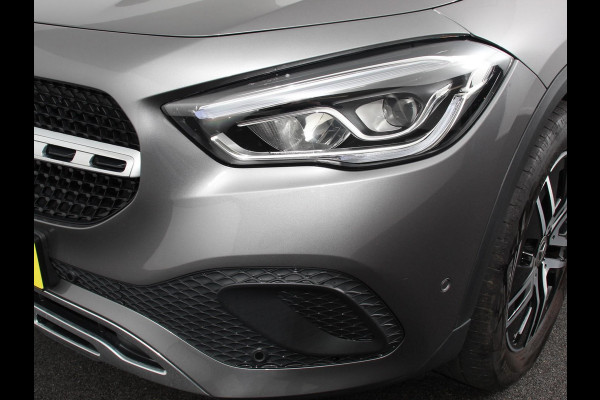 Mercedes-Benz GLA 200 Progressive | Climate control | Parkeersensoren | Apple carplay/ Andriod auto | Verwarmde voorstoelen | LED | Achteruitrijcamera | Adeptive cruise control