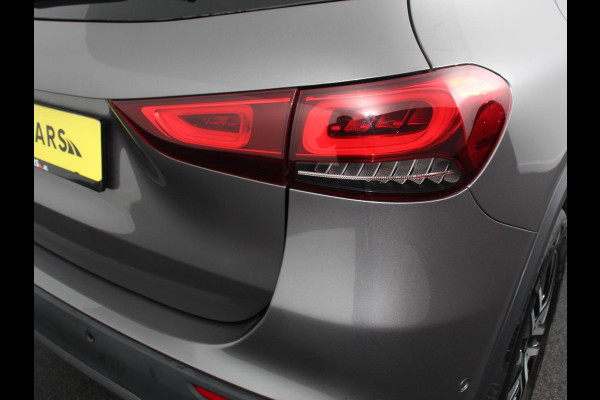 Mercedes-Benz GLA 200 Progressive | Climate control | Parkeersensoren | Apple carplay/ Andriod auto | Verwarmde voorstoelen | LED | Achteruitrijcamera | Adeptive cruise control