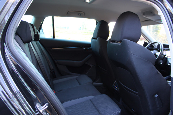 Škoda Octavia Combi TSI iV 204PK HYBRID PHEV AMBITION BUSINESS CAMERA/CARPLAY/NAVI