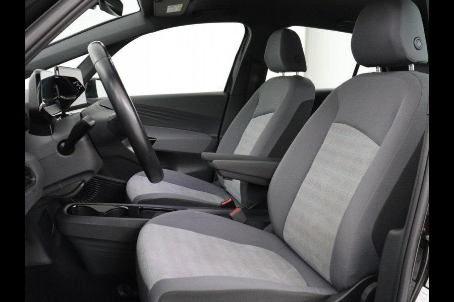 Volkswagen ID.3 Pro 58 kWh | Stoel & stuurverwarming | Sfeerverlichting | Carplay | Navigatie | Adaptive cruise | Parkeerhulp | Full LED