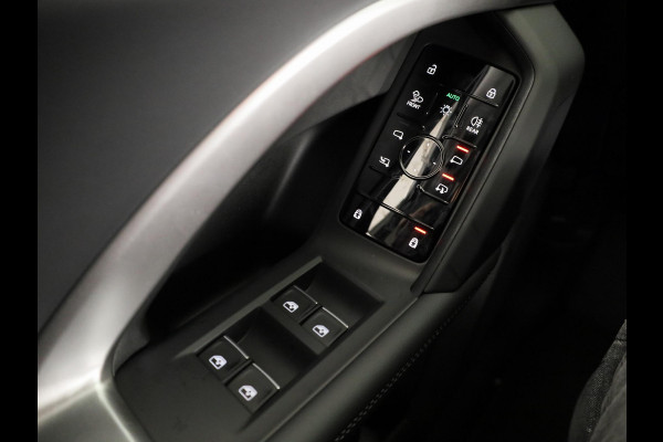 Audi Q5 Advanced edition e-hybrid 299 pk | Trekhaak elektrisch | Stoelen voor elektrisch | Techniekpakket plus | Sportstoelen leder |