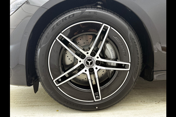 Mercedes-Benz E-Klasse Estate 300 e Business Solution AMG | Advanced pakket | Panoramaschuifdak | Trekhaak | Winterpakket | Nightpakket | Comfortpakket Plus | Memorypakket |360° camera | GUARD 360° vehicle protection |
