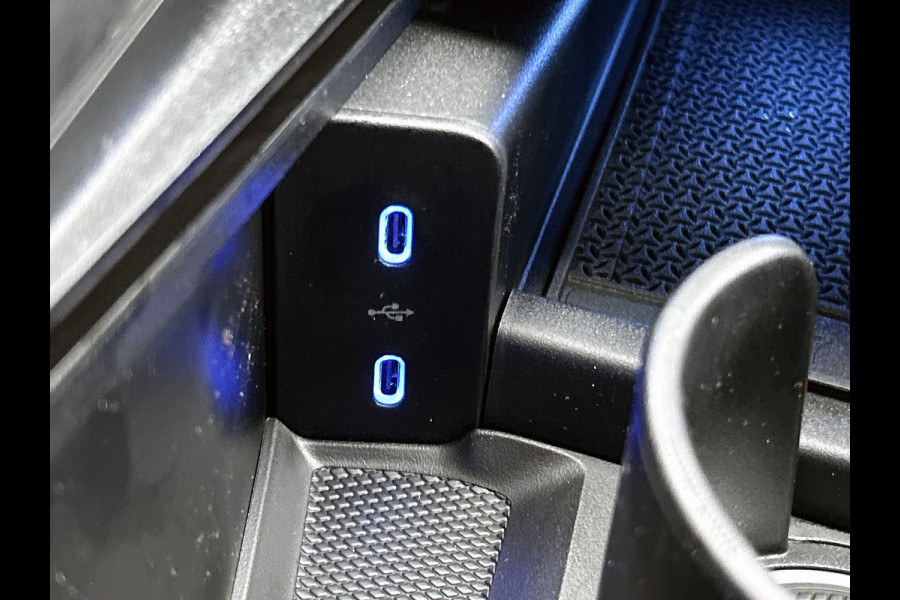 Mercedes-Benz E-Klasse Estate 300 e Business Solution AMG | Advanced pakket | Panoramaschuifdak | Trekhaak | Winterpakket | Nightpakket | Comfortpakket Plus | Memorypakket |360° camera | GUARD 360° vehicle protection |