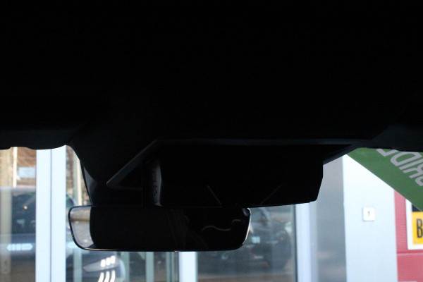 Peugeot 3008 1.6 plug-in Hybrid 195 GT **NIEUW** | NAPPA LEDEREN BEKLEDING DONKERGRIJS | PANORAMISCH SCHUIF/KANTEL DAK | FOCAL AUDIO SYSTEM | TREKHAAK MET AFNEEMBARE KOGEL | ELEKTRISCH BEDIENBARE VOORSTOELEN MET GEHEUGEN/MASSAGE FUNCTIE | STOEL VENTILATIE | STOEL/STUUR VERWARMING | NAVIGATIE | DRAADLOZE APPLE CARPLAY/ANDROID AUTO | FULL LED MATRIX KOPLAMPEN | 20" LICHTMETALEN VELGEN | ELEKTRISCH BEDIENBARE ACHTERKLEP | SFEER VERLICHTING | 360° CAMERA | DODEHOEK DETECTIE | KEYLESS ENTRY/START | 7,4KW ONBOARD CHARGER |